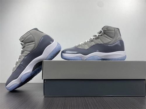 Air Jordan 11 Low“Cool Grey”