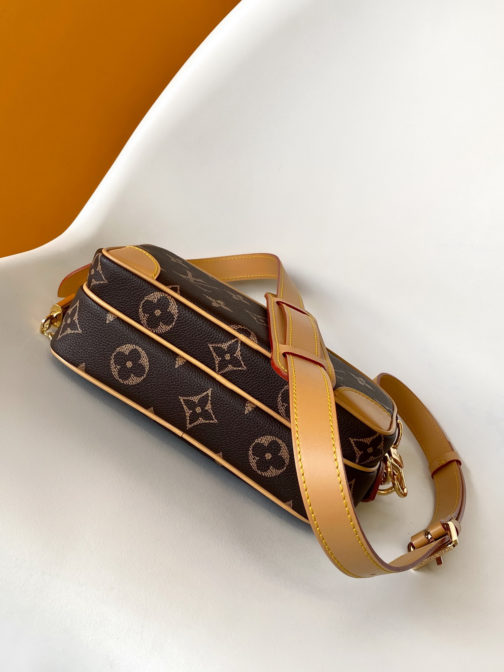 LV Bag-NFC(AAA)-625