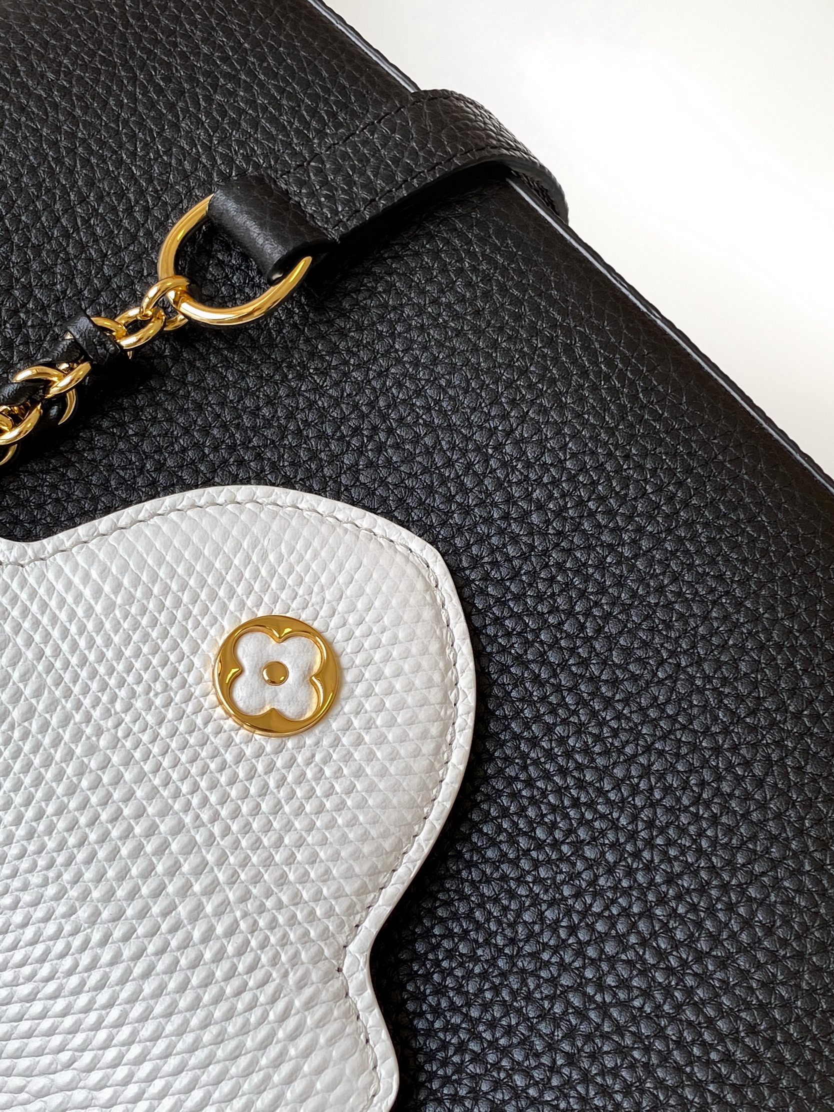 LV Bag-NFC(AAA)-737