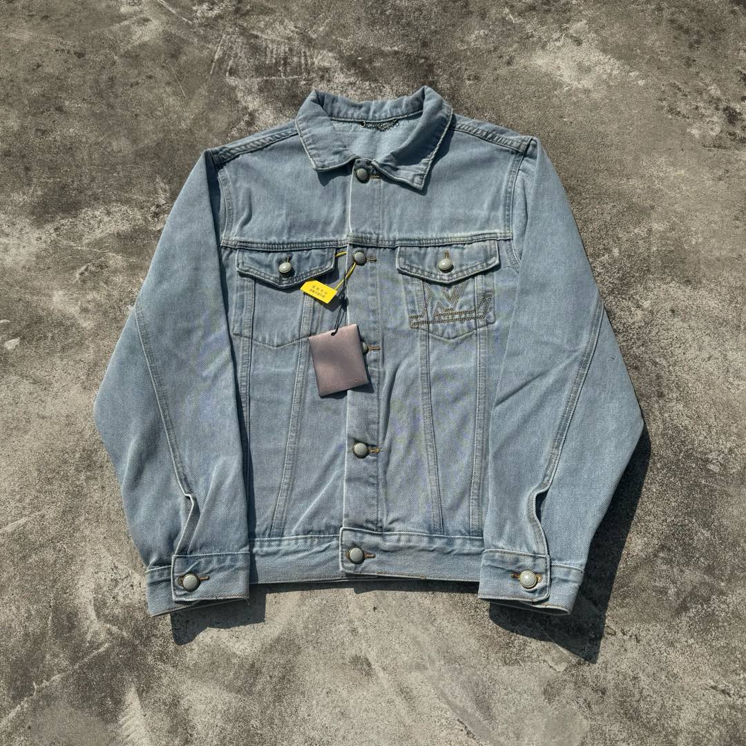 LV Jacket-031