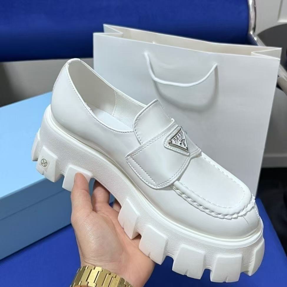 Prada Shoes AAA(Women)-037