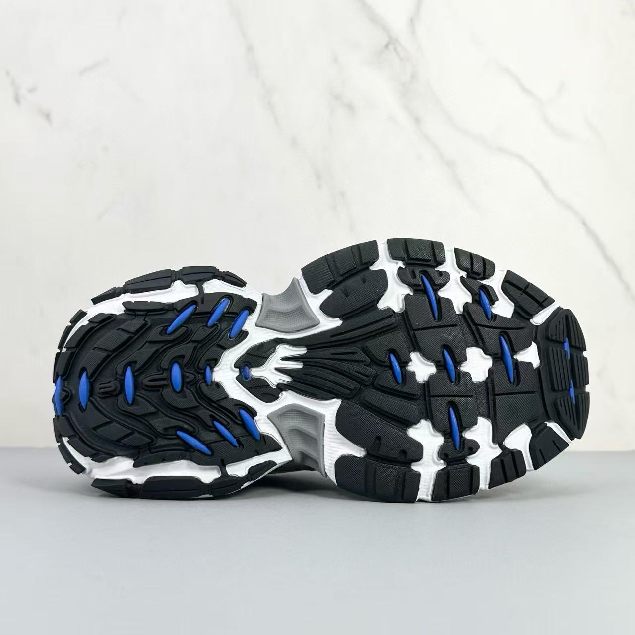 Balenciaga Shoes(AAAA)-536