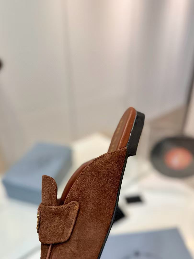 Prada Slippers Women(AAAA)-026