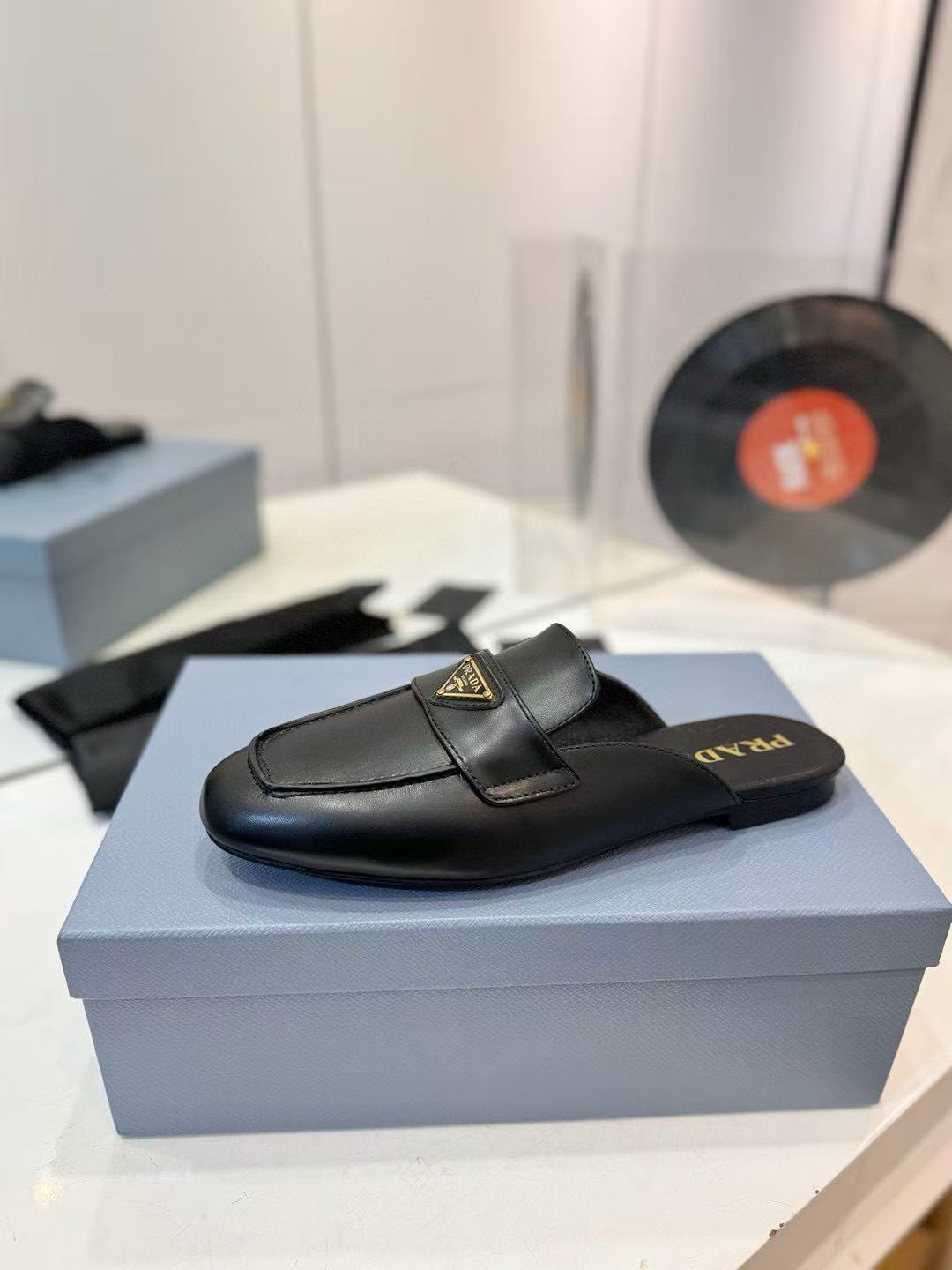 Prada Slippers Women(AAAA)-024