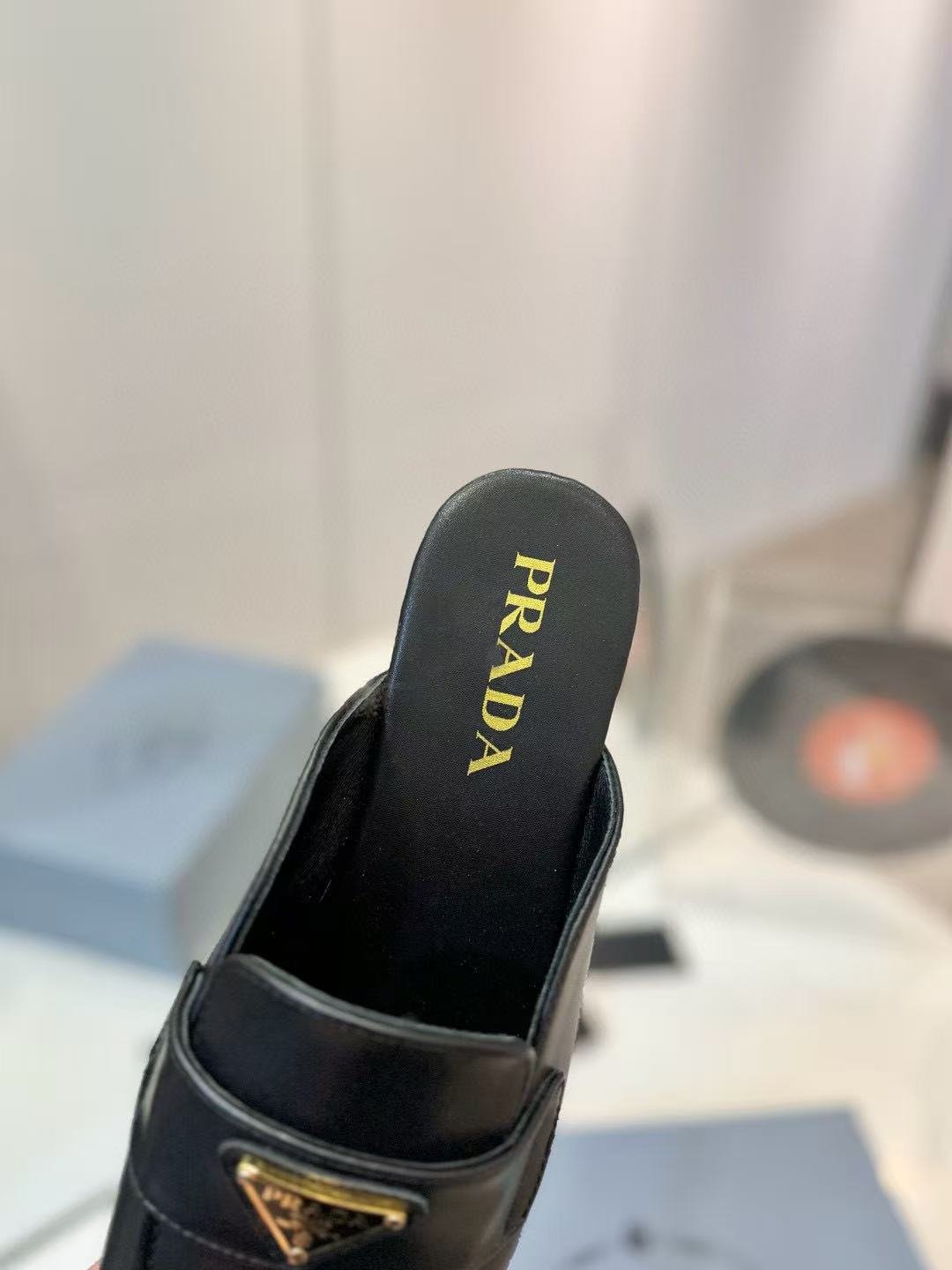 Prada Slippers Women(AAAA)-024