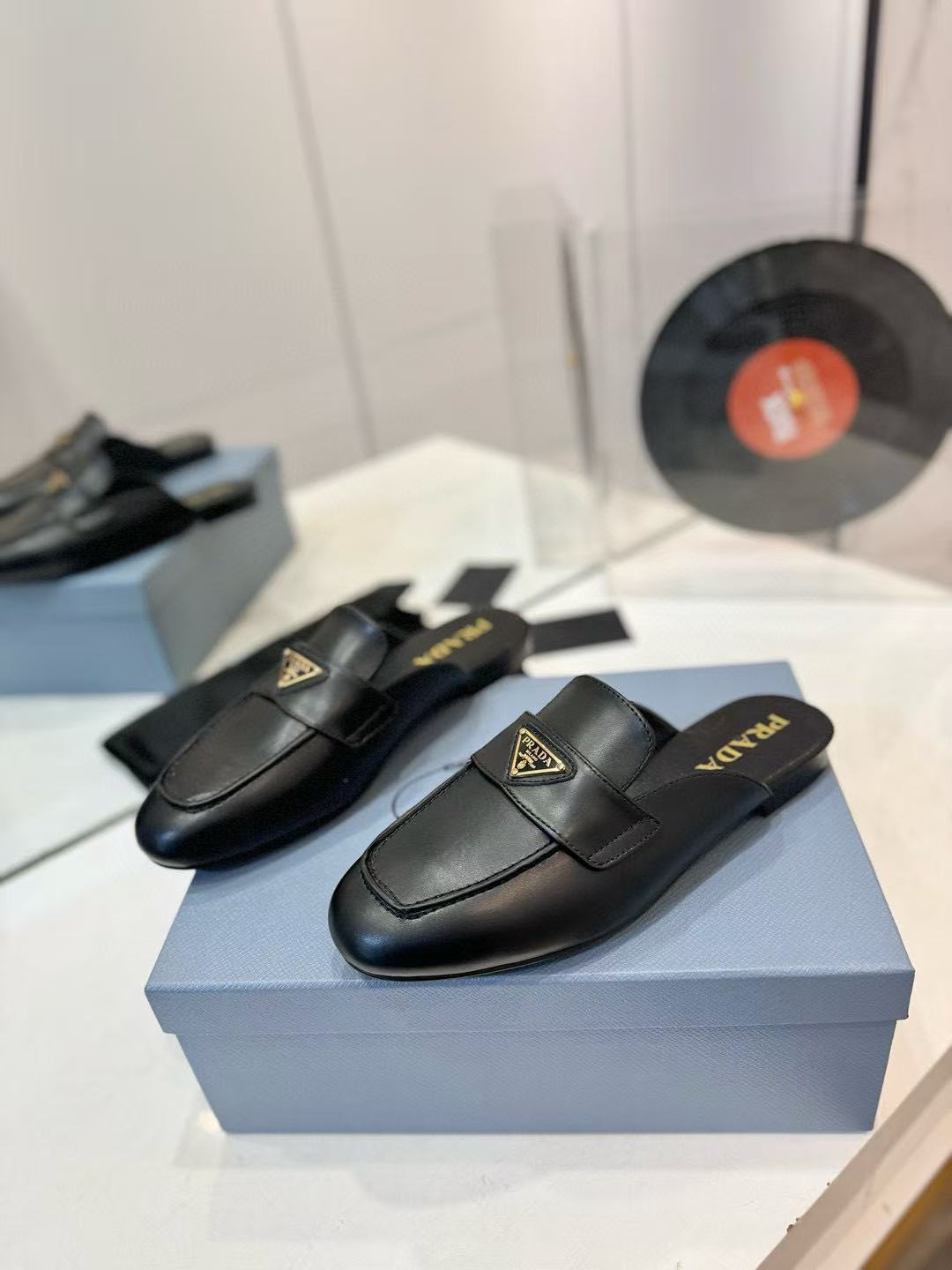 Prada Slippers Women(AAAA)-024