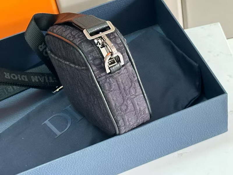 Dior Handbags AAAA(Men)-019