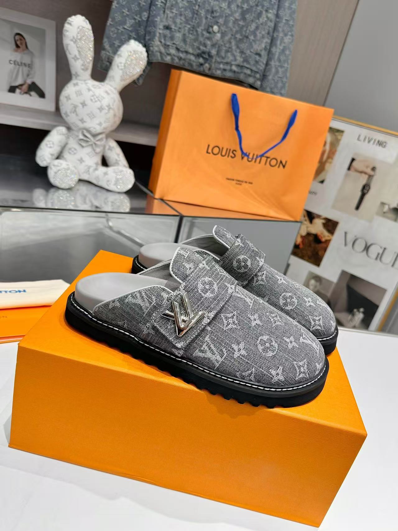 LV Slippers(AAA)-085