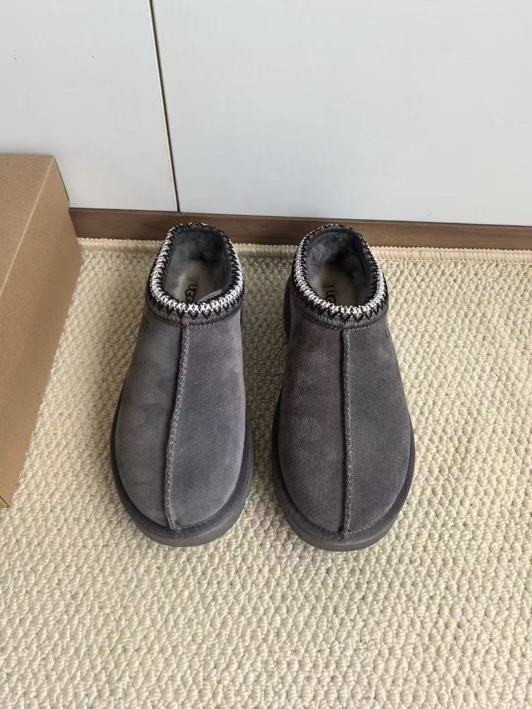 UGG Shoes AAA(Women)-004