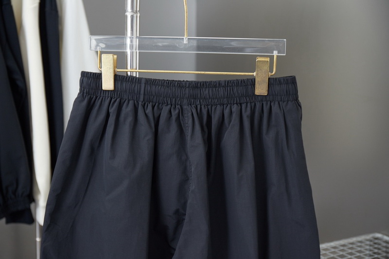 Balenciaga Pants-057