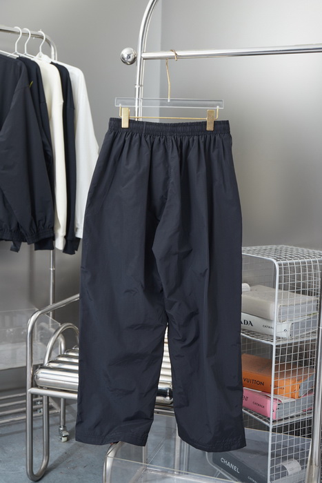 Balenciaga Pants-057