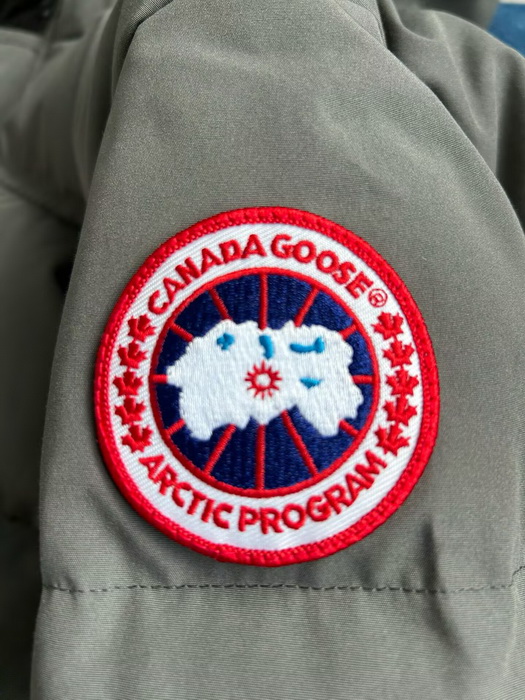 Canada Goose Coat-389