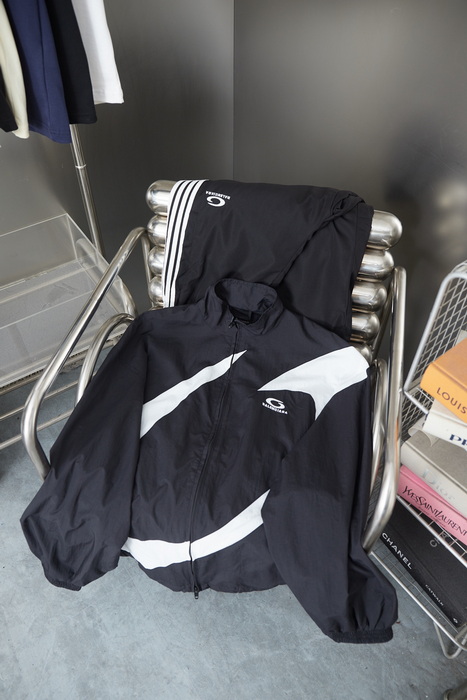 Balenciaga Jacket-114