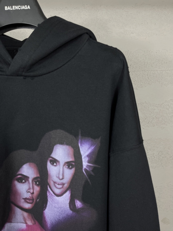 Balenciaga Hoody-118