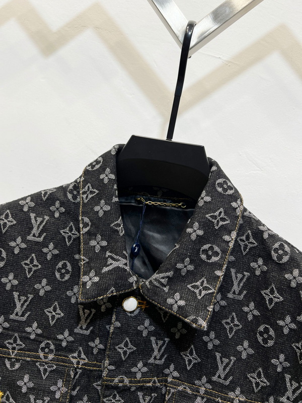 Balenciaga Hoody-122