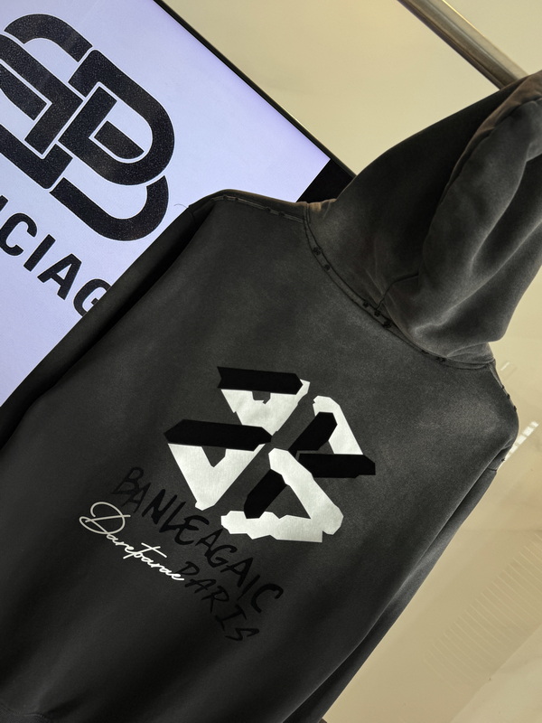 Balenciaga Hoody-129