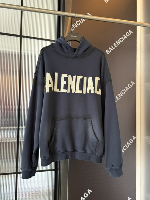 Balenciaga Hoody-134