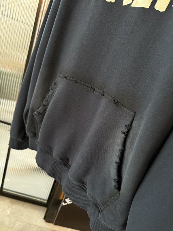 Balenciaga Hoody-134