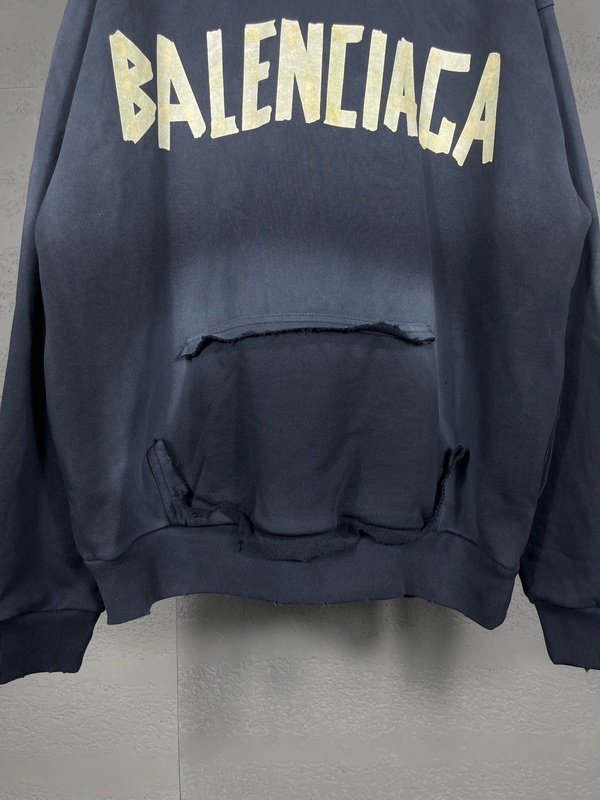 Balenciaga Hoody-176