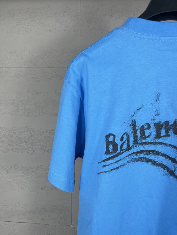 Balenciaga T-shirts(Women)-006