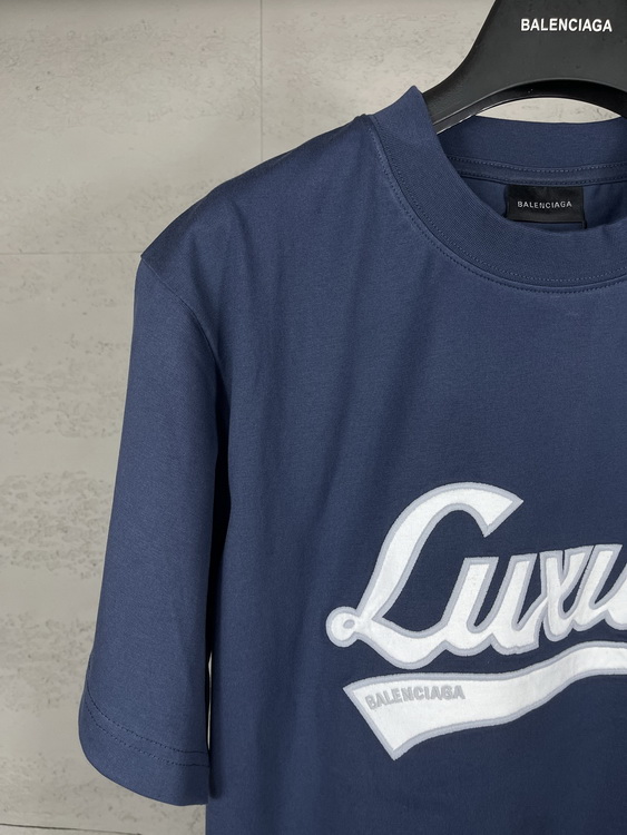 Balenciaga T-shirts(Women)-012