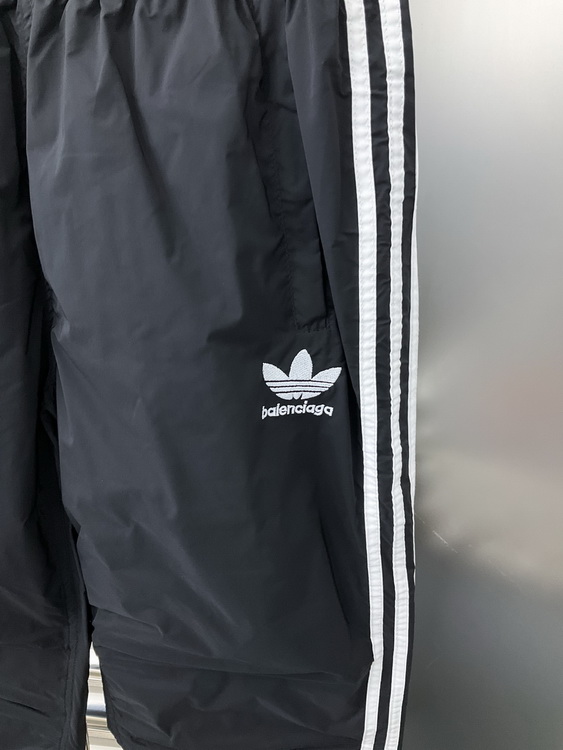 Balenciaga Pants-081