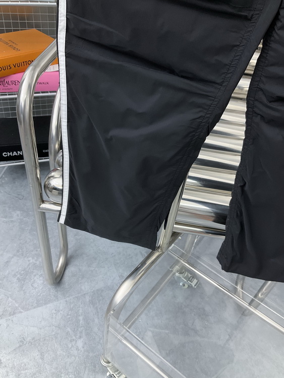 Balenciaga Pants-081