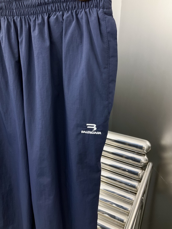 Balenciaga Pants-084