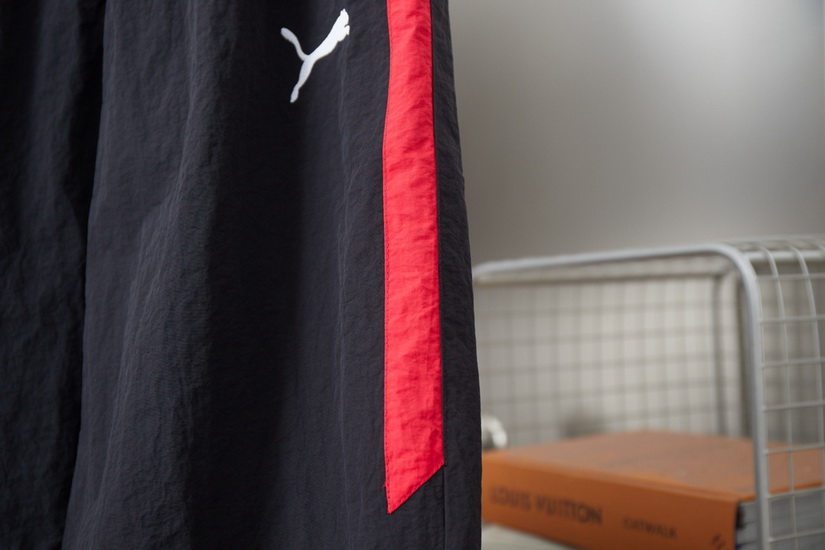 Balenciaga Pants-090