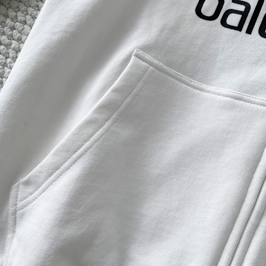 Balenciaga Hoody-208