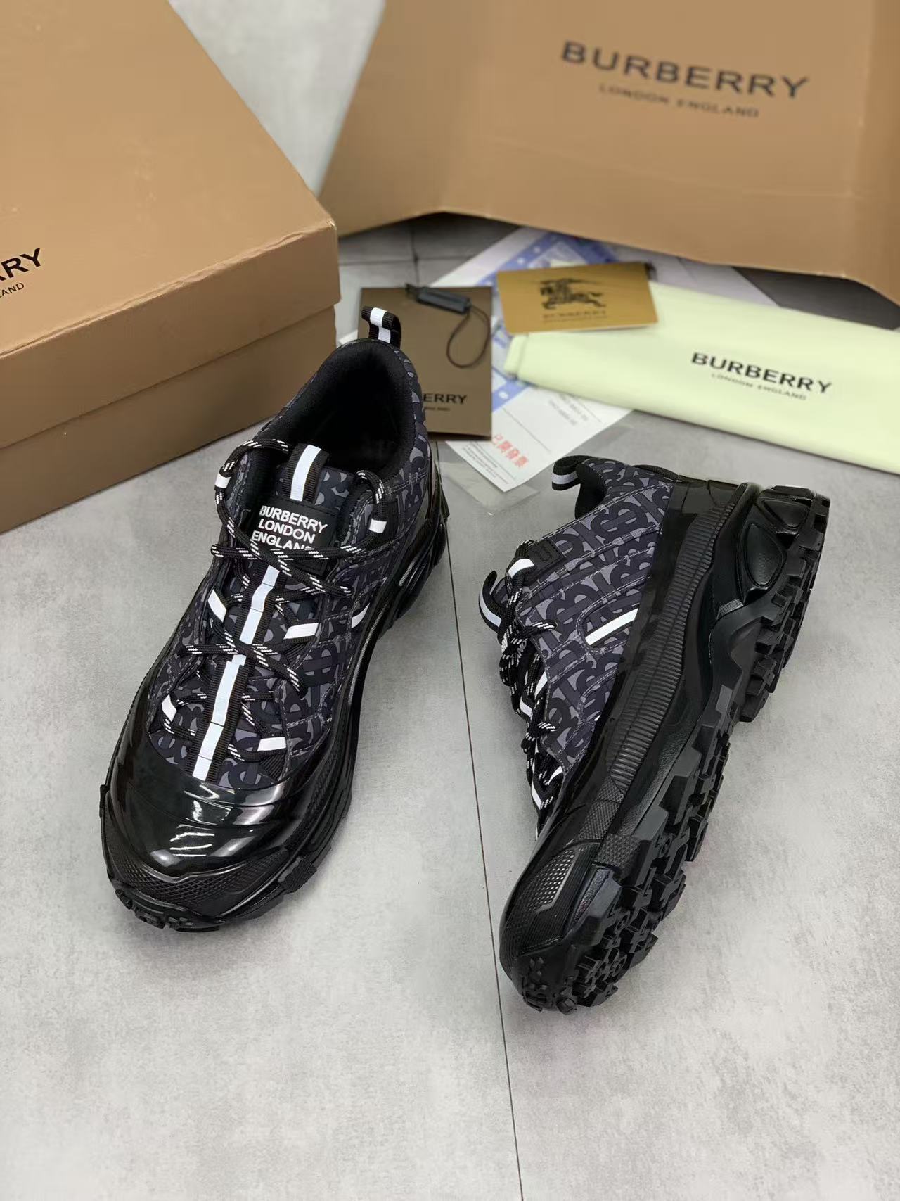 Burberry Shoes(AAA)-020