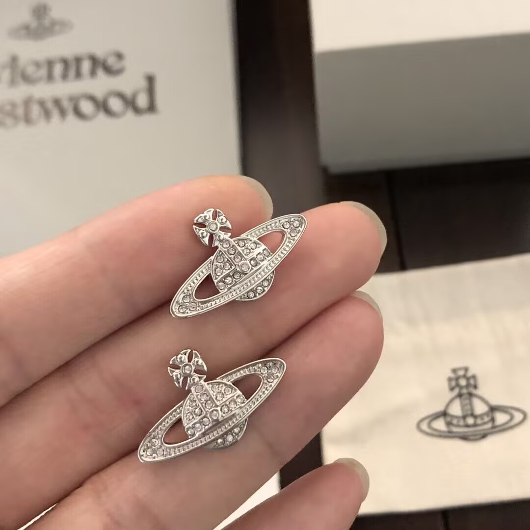 Vivienne Westwood Earrings-001