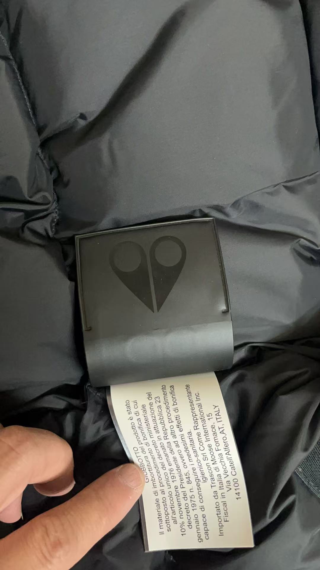 Moose Knuckles Coat-006