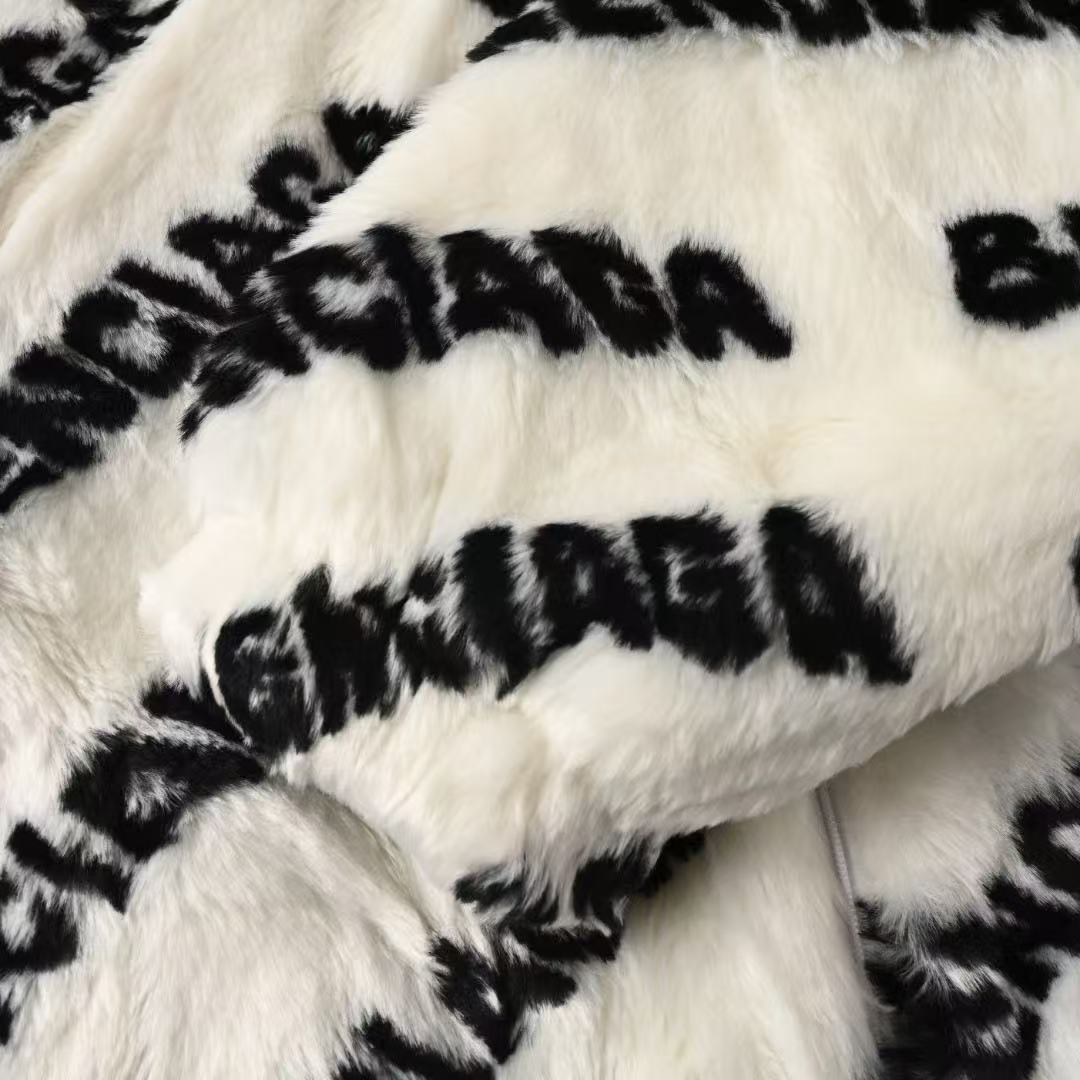 Balenciaga Coat-001