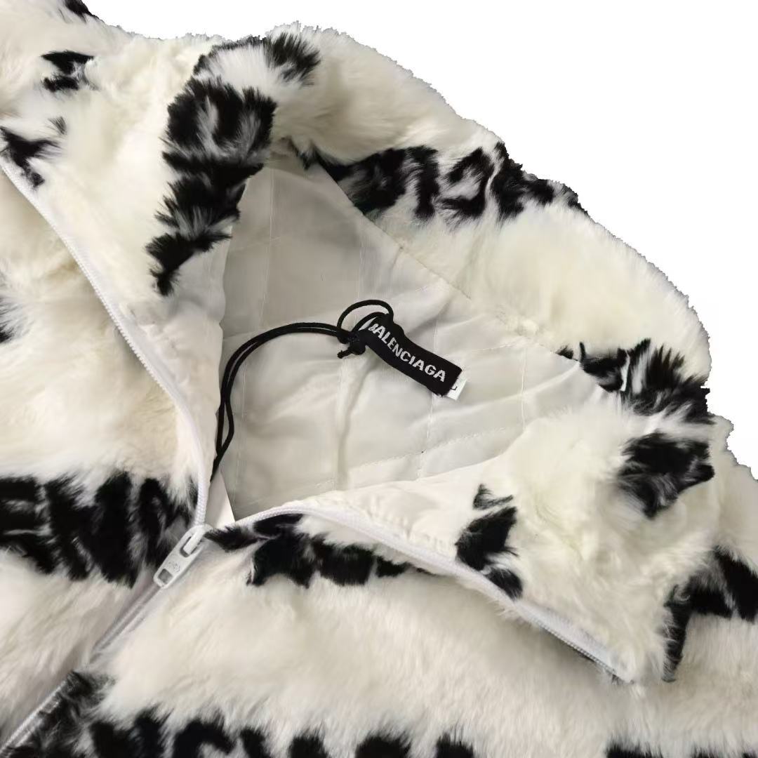 Balenciaga Coat-001