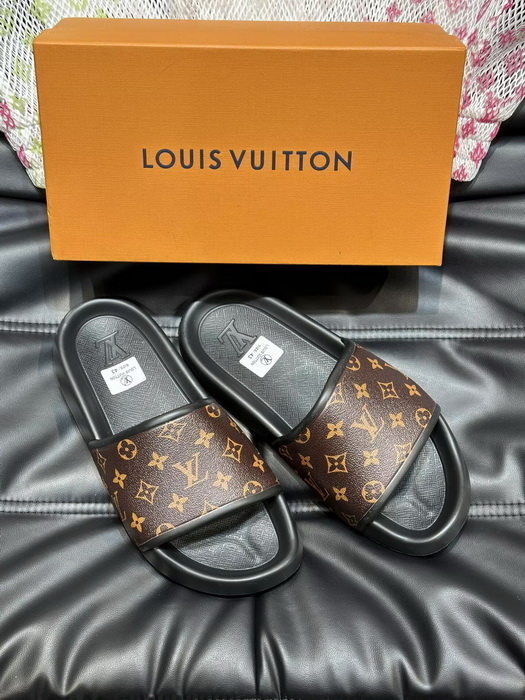LV Slippers(AAA)-090