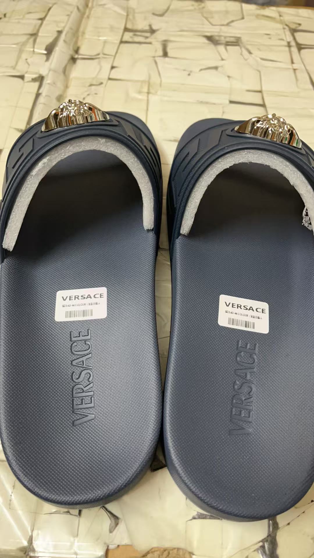 Versace Slippers(AAA)-085