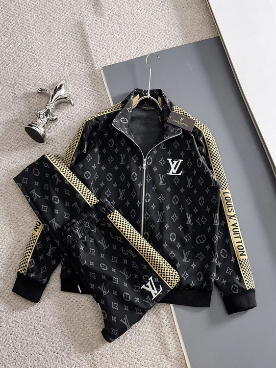 LV Suits-129