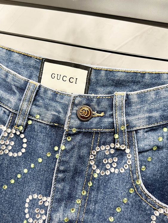 Gucci Jeans-011