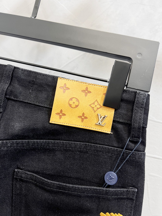 LV Jeans-090