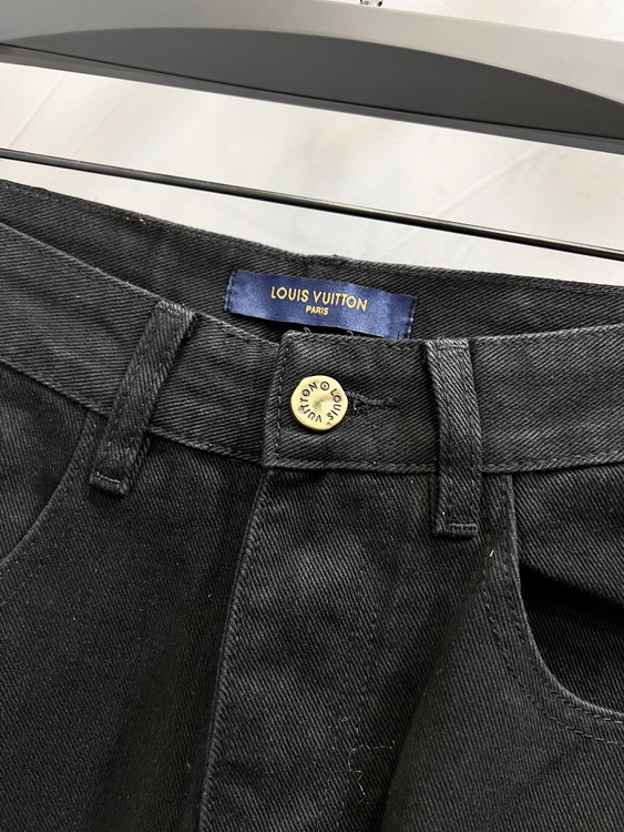 LV Jeans-090