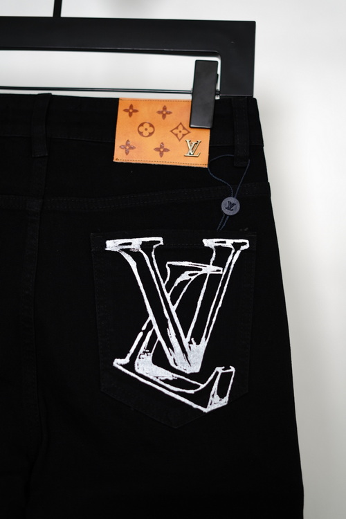 LV Jeans-146
